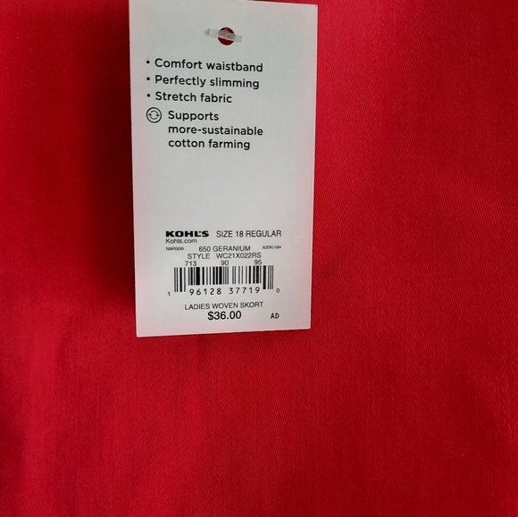 NWT women's skort - Picture 3 of 4